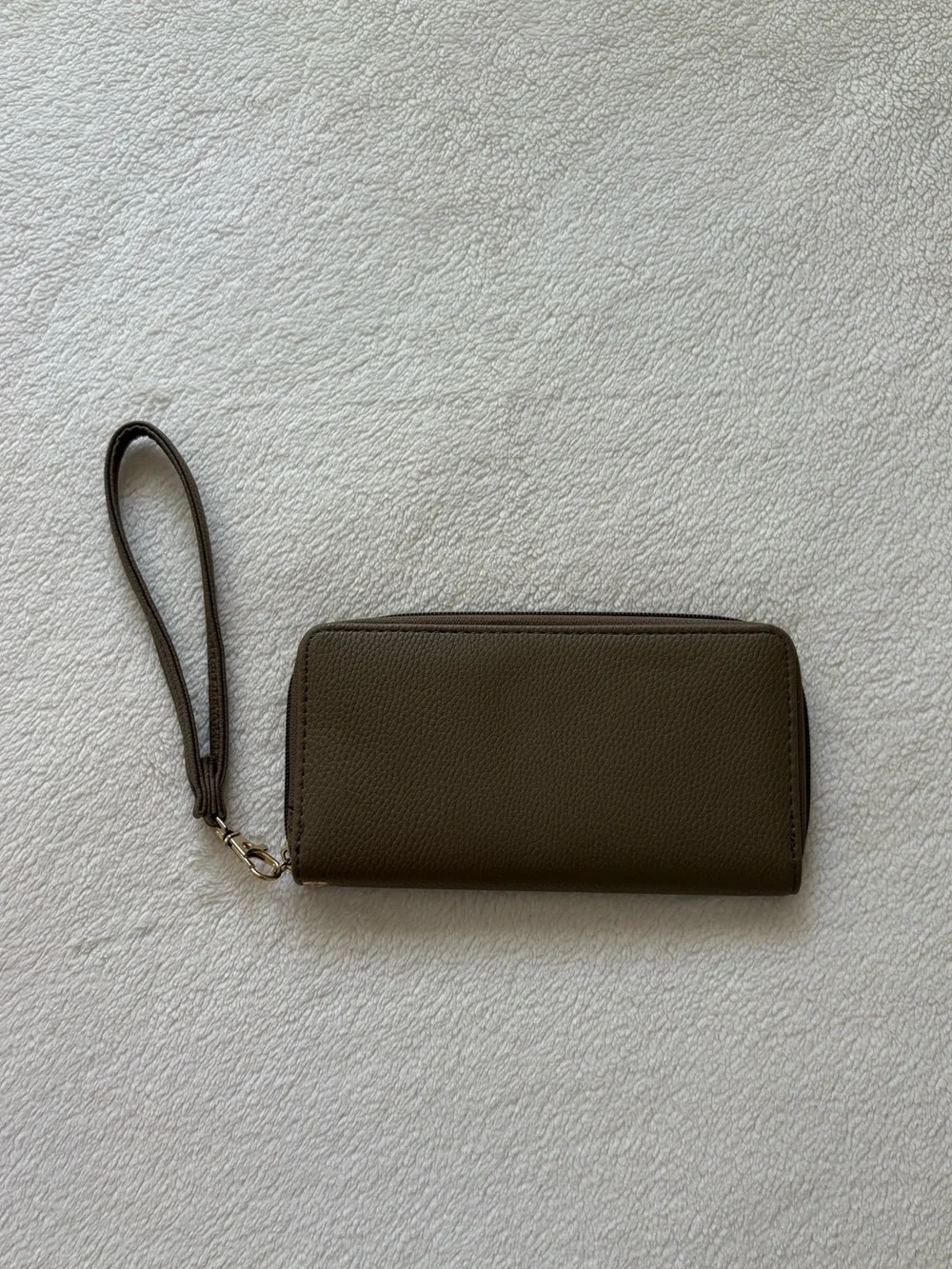 Wristlet Wallet in Olive Brown